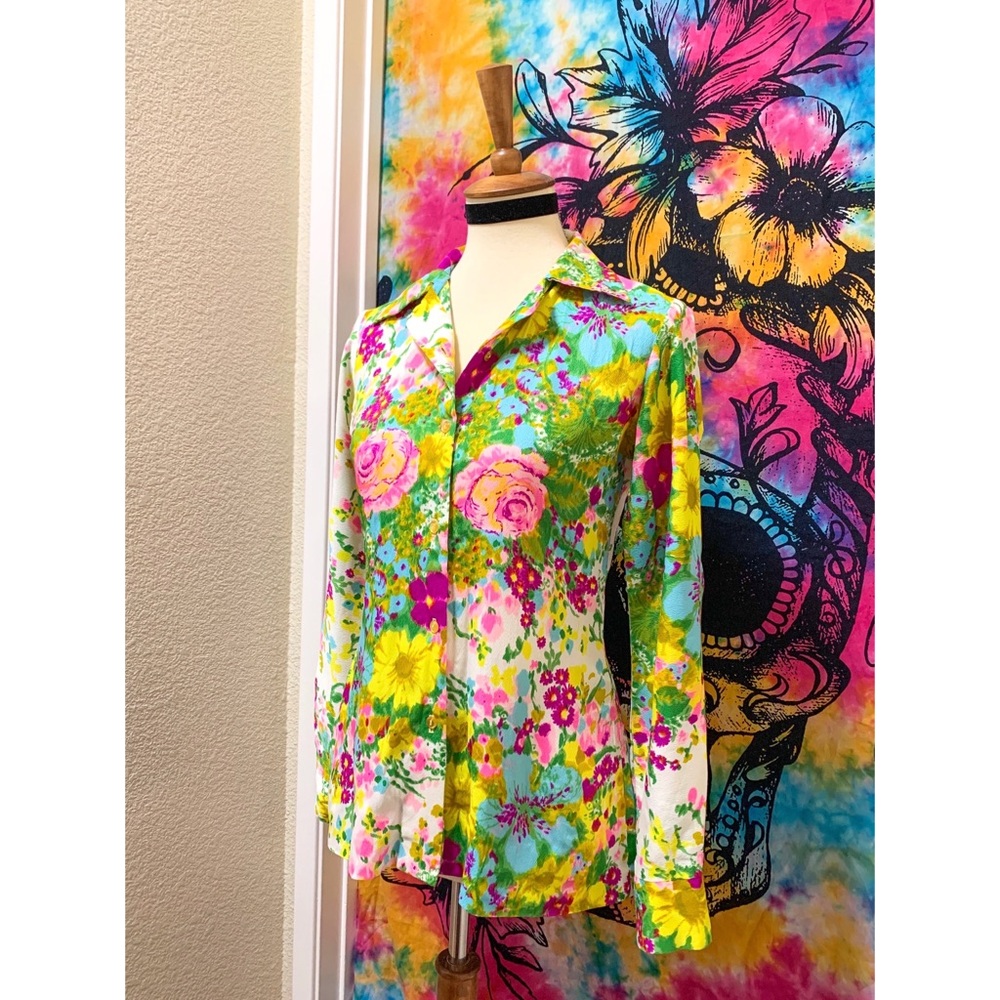 🌈 Amazing Vintage Art top - Picture 4 of 11